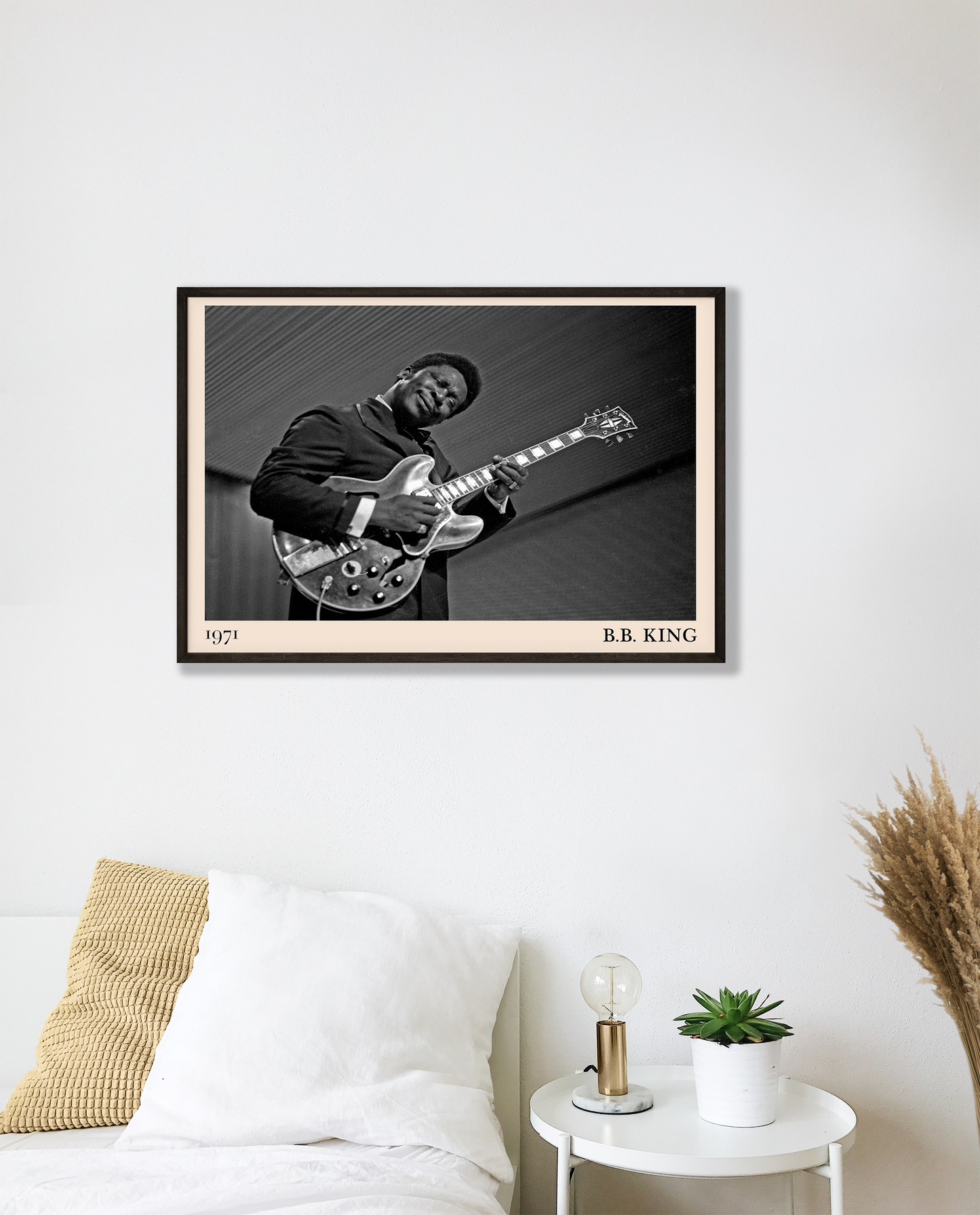 Framed poster of B.B King featuring a photo from the legendary Heinrich Klaffs