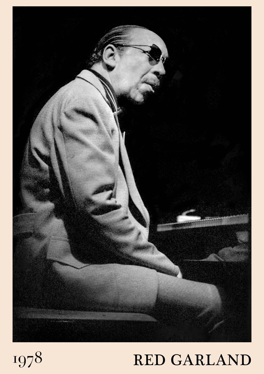 All content above is based on the actual visual elements and the pre-selected product type (poster, framed print). If you